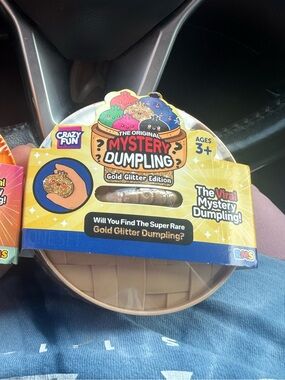 The Original Mystery Dumpling Gold Glitter Edition Toys - Multicolor